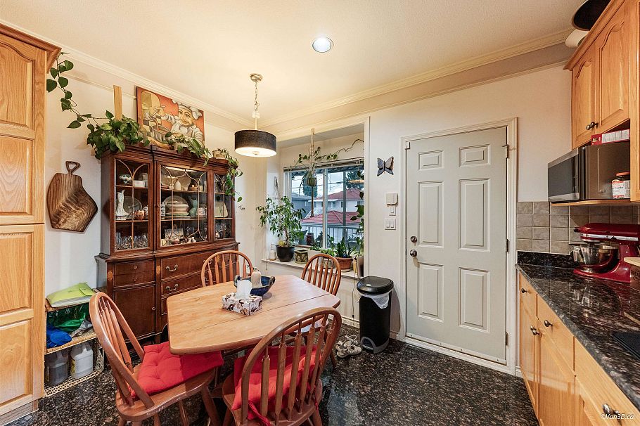 5093 Highgate Street Vancouver, BC - 12