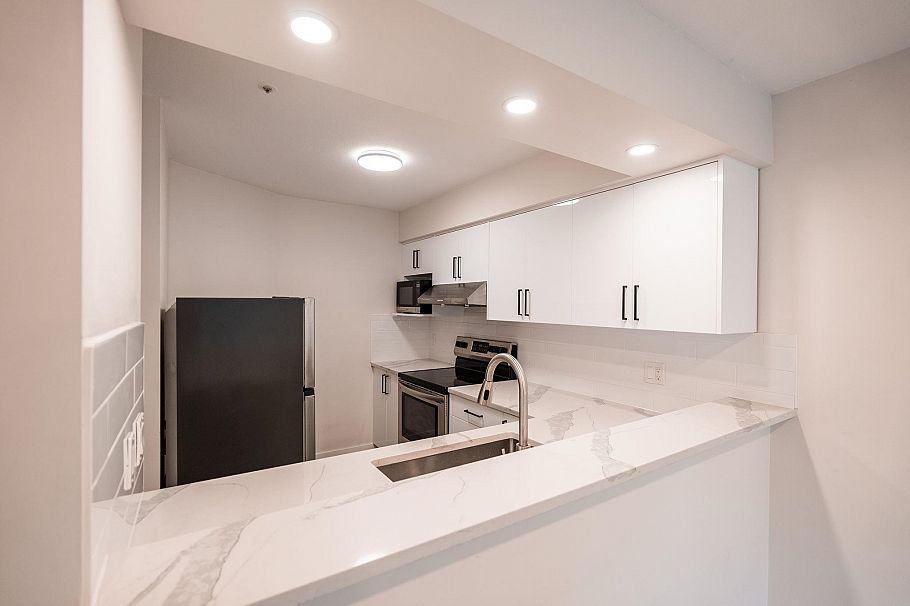 203 1615 Frances Street Vancouver, BC - 7