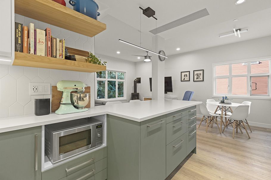 1676 Victoria Drive Vancouver, BC - 24