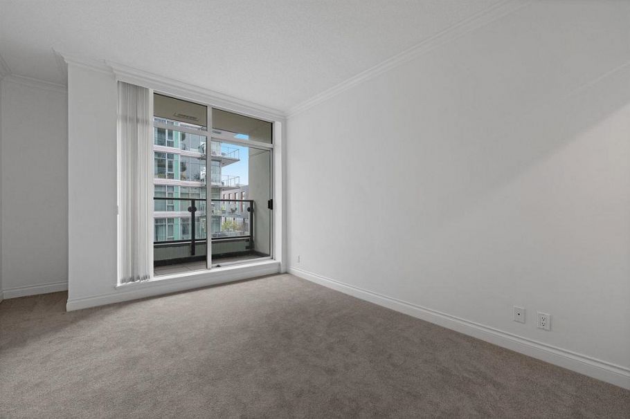 403 162 Victory Ship Way North Vancouver, BC - 21