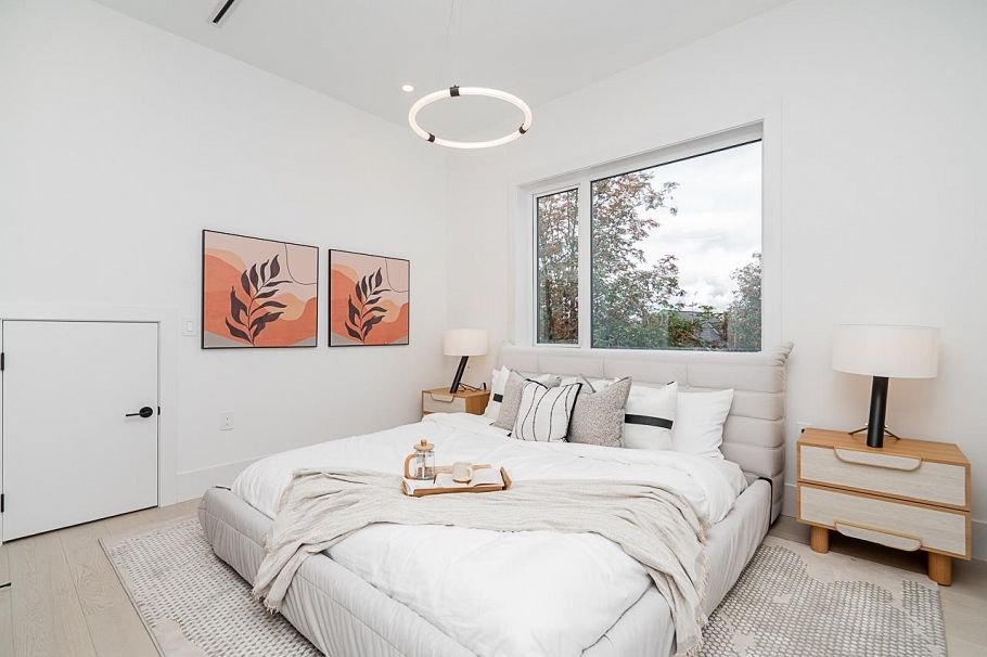 1 2460 Adanac Street Vancouver, BC - 25