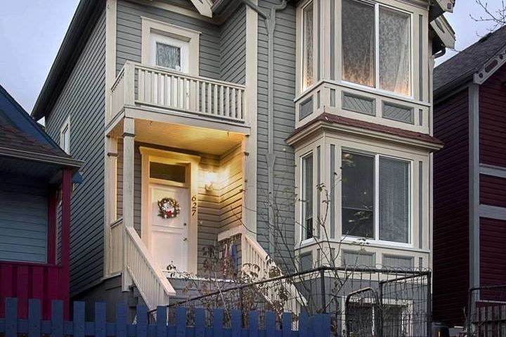 627 UNION STREET, Vancouver BC V6A 2C1 Vancouver, BC - 1