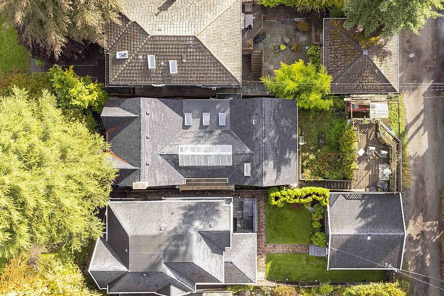 4564 W 11th Avenue Vancouver, BC - 19