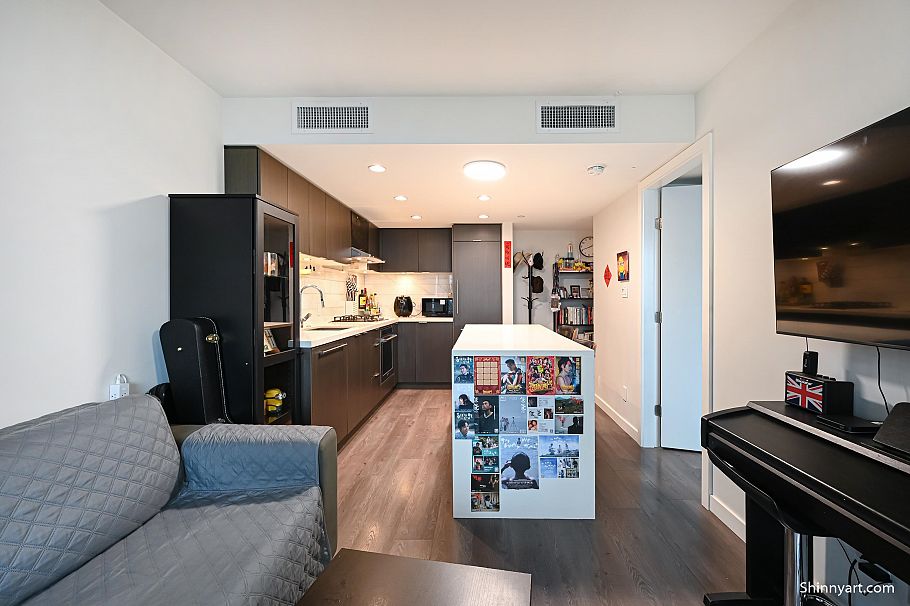 1409 8189 Cambie Street Vancouver, BC - 8