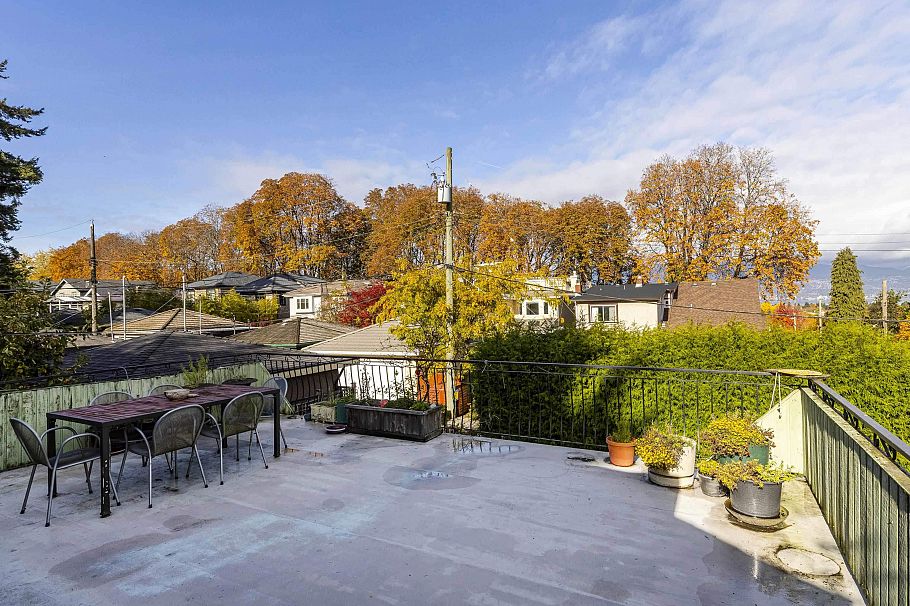 3555 Quadra Street Vancouver, BC - 23