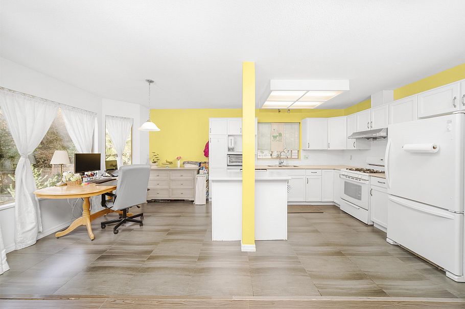 1931 Westview Drive North Vancouver, BC - 12