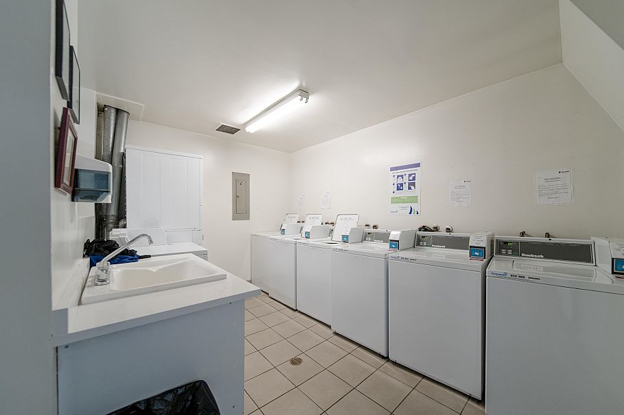 311 1040 Pacific Street Vancouver, BC - 19