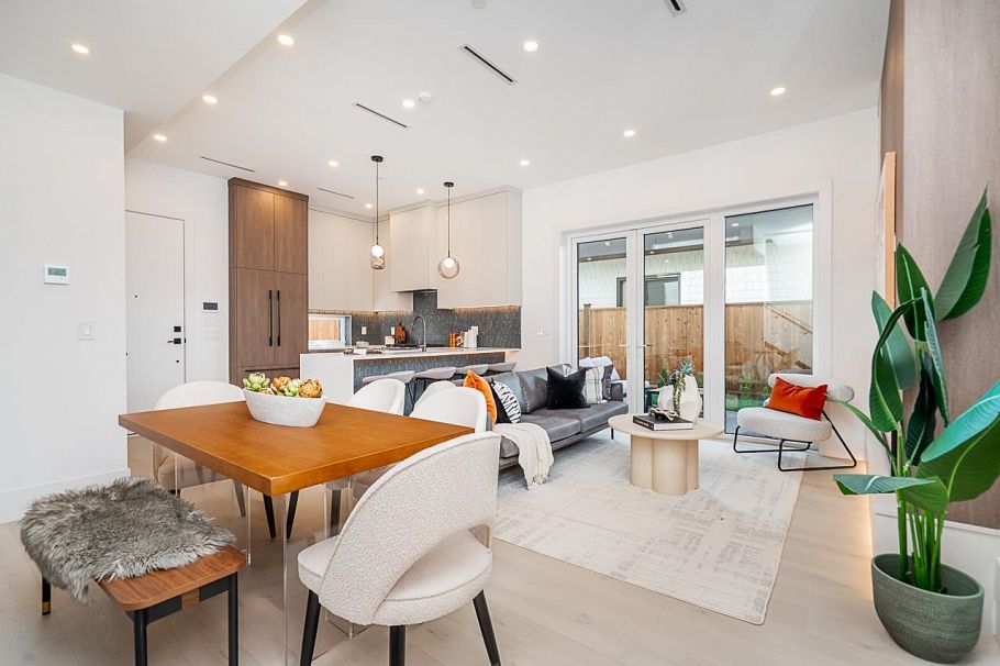 2 2460 Adanac Street Vancouver, BC - 9