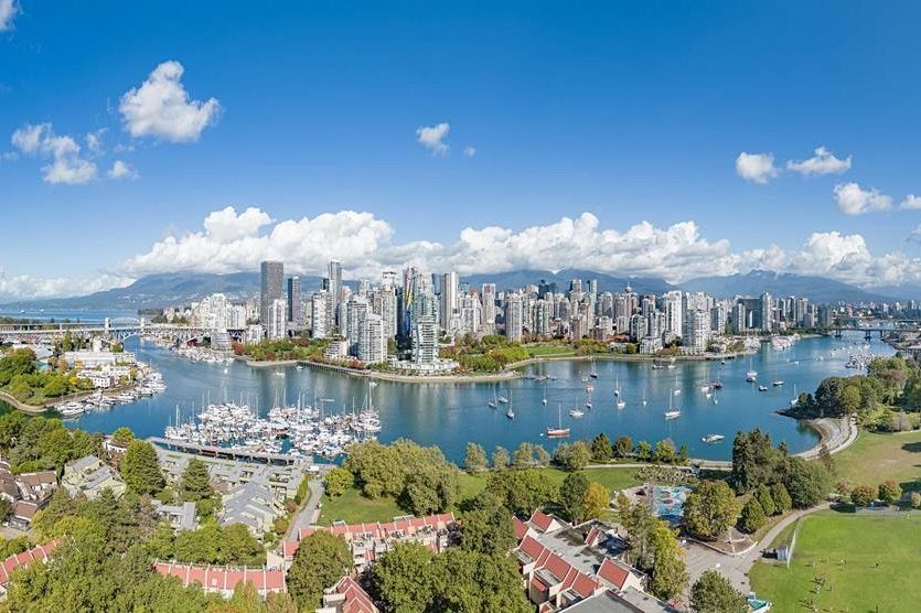 2243 Oak Street Vancouver, BC - 39