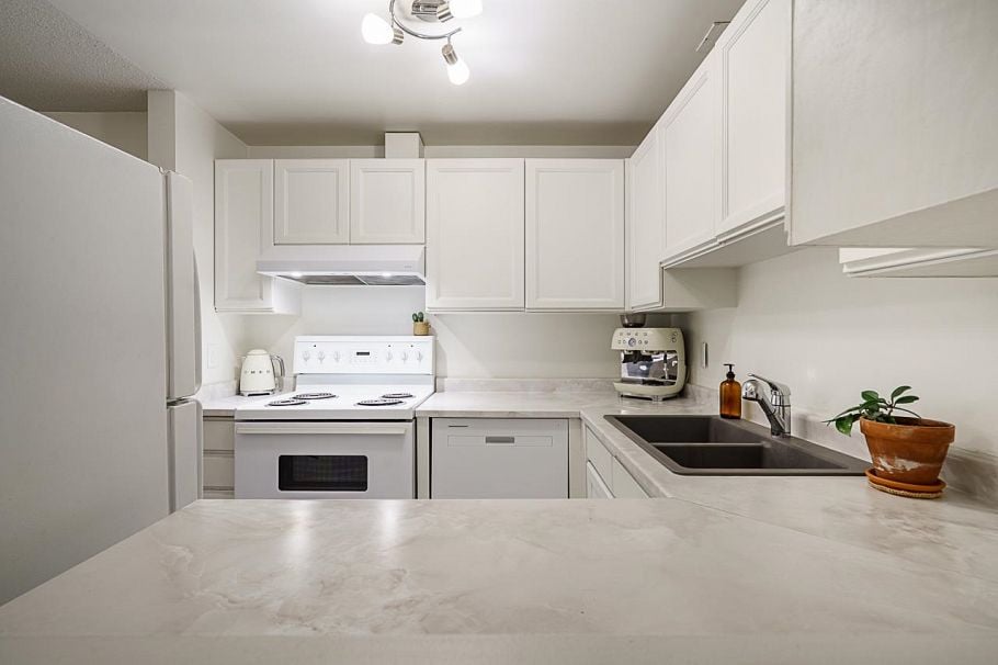 302 936 Bute Street Vancouver, BC - 15