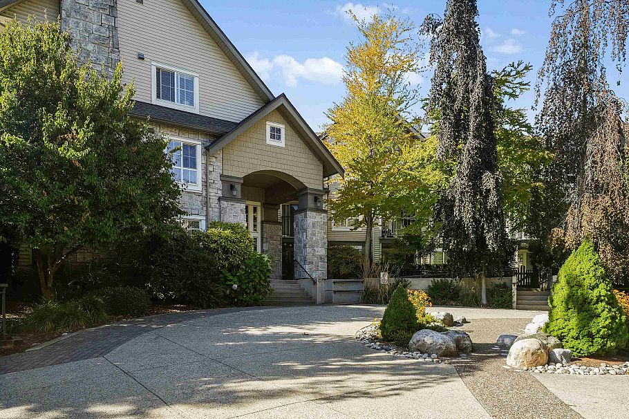 355 1100 E 29th Street North Vancouver, BC - 15