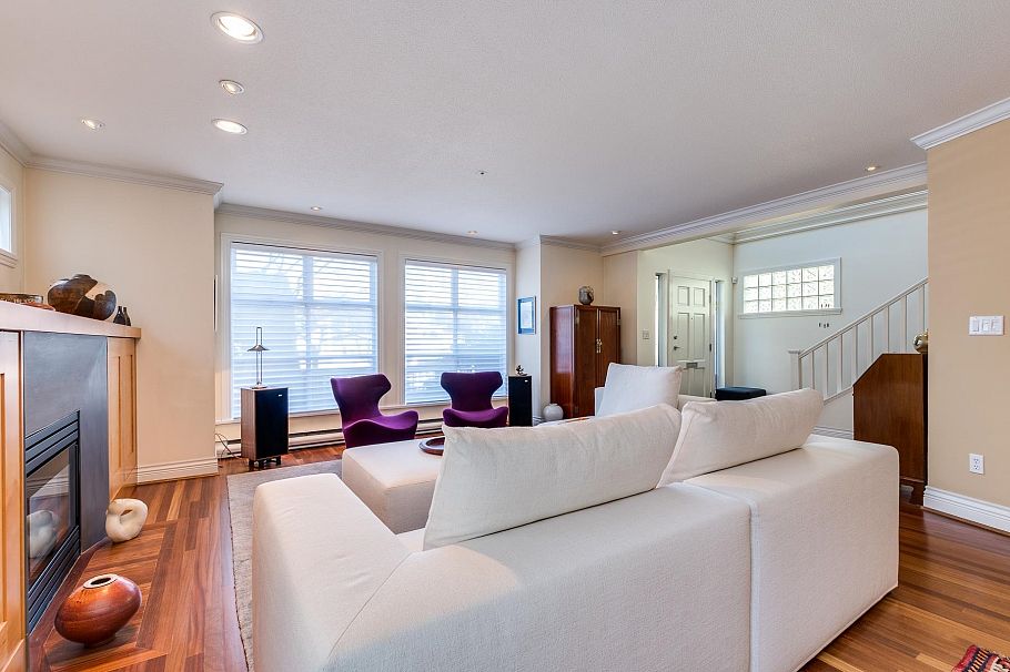 2352 W 7th Avenue Vancouver, BC - 4