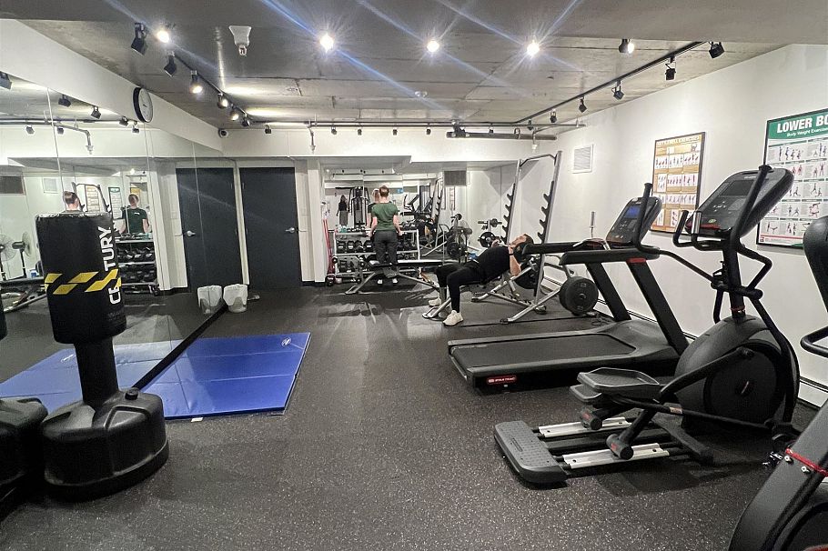 319 1500 Pendrell Street Vancouver, BC - 34