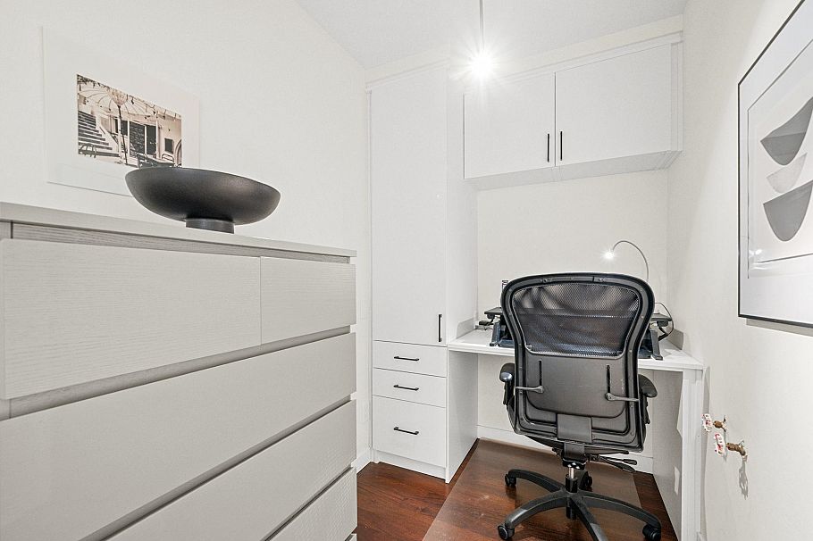 207 1388 Nelson Street Vancouver, BC - 16