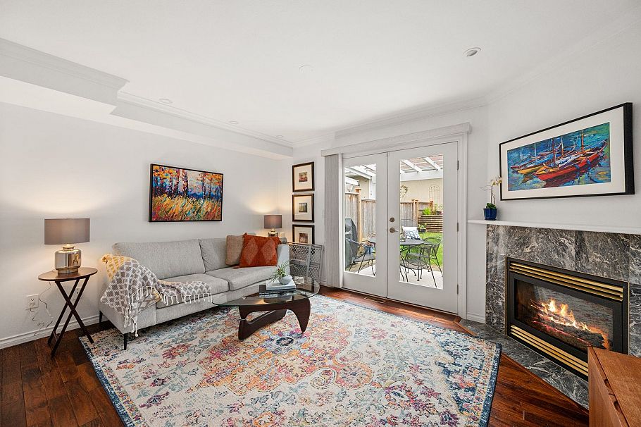 262 E 10th Street North Vancouver, BC - 7