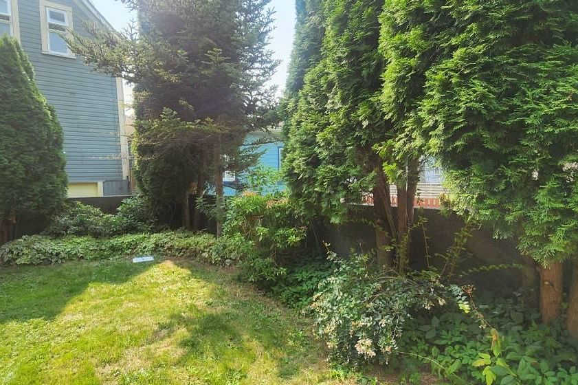 627 UNION STREET, Vancouver BC V6A 2C1 Vancouver, BC - 3