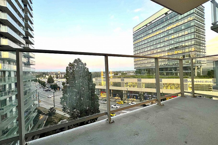 703 8131 Nunavut Lane Vancouver, BC - 13