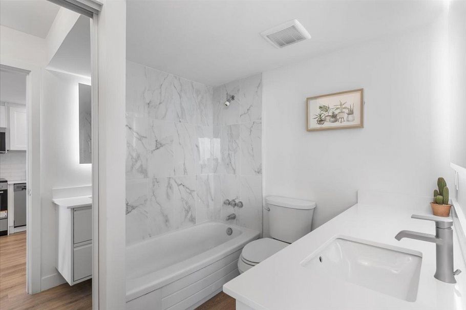 1710 2016 Fullerton Avenue North Vancouver, BC - 14