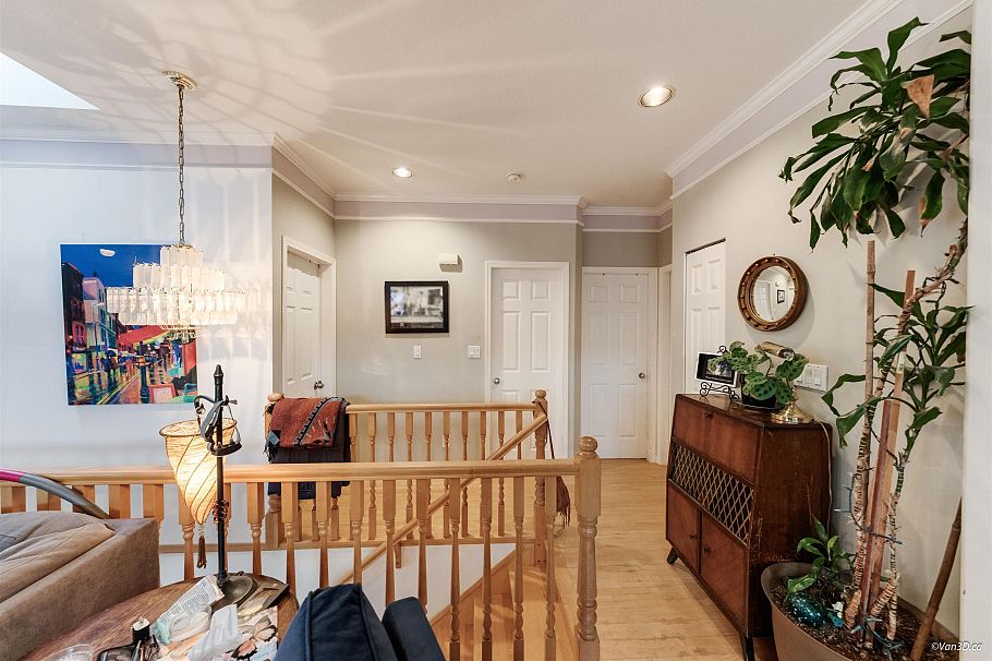 5093 Highgate Street Vancouver, BC - 6