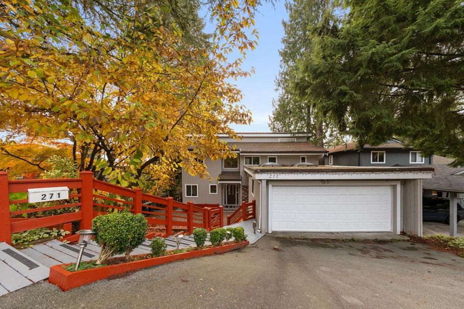 271 Montroyal Boulevard North Vancouver, BC - 1