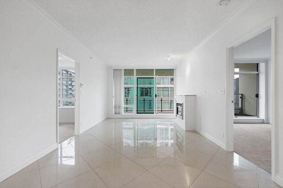 403 162 Victory Ship Way North Vancouver, BC - 12