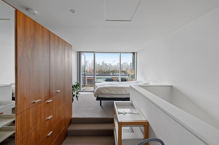 7 850 W 8th Avenue Vancouver, BC - 16