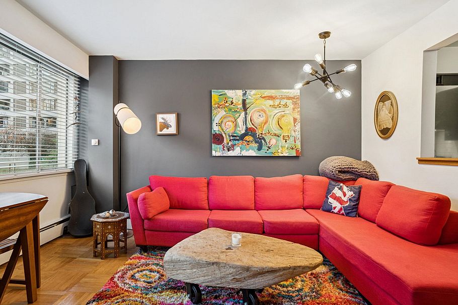 204 1050 Chilco Street Vancouver, BC - 2