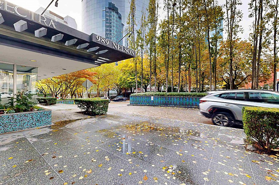 1207 989 Nelson Street Vancouver, BC - 22