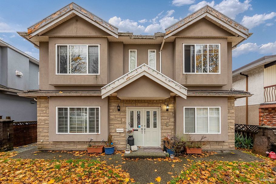 5093 Highgate Street Vancouver, BC - 1