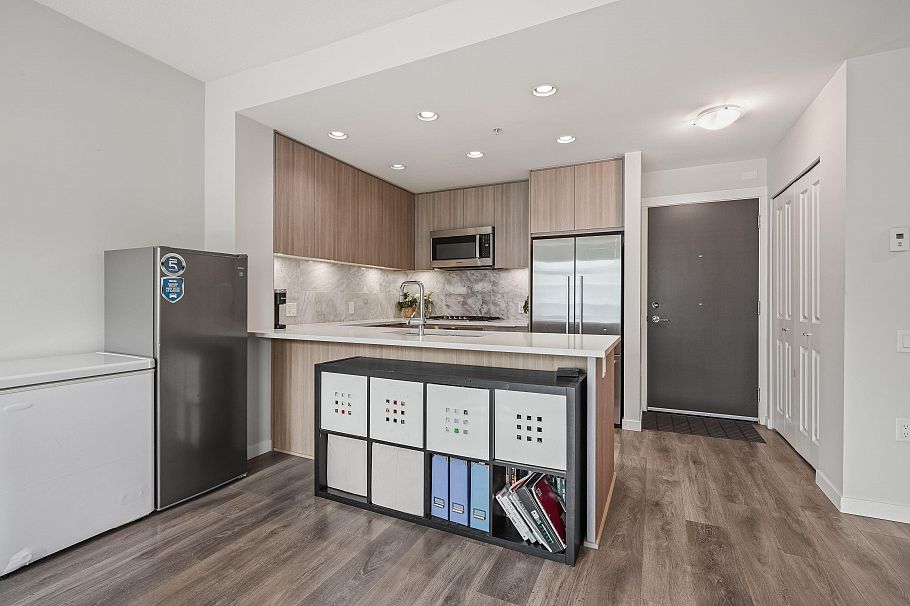 510 3289 Riverwalk Avenue Vancouver, BC - 4