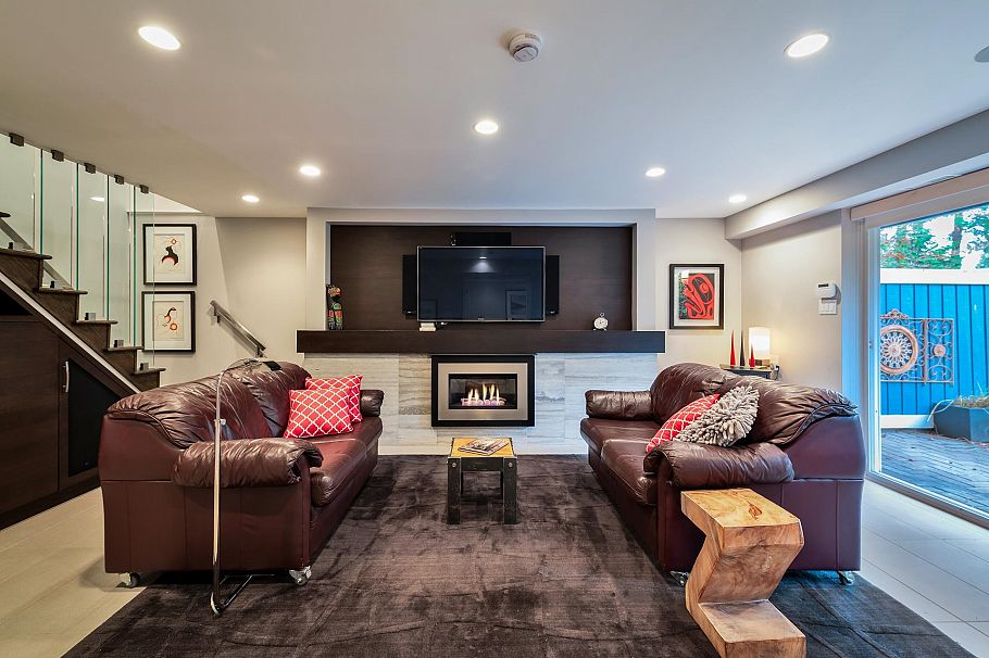 3669 Edgemont Boulevard North Vancouver, BC - 25