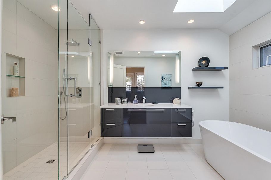 2352 W 7th Avenue Vancouver, BC - 21