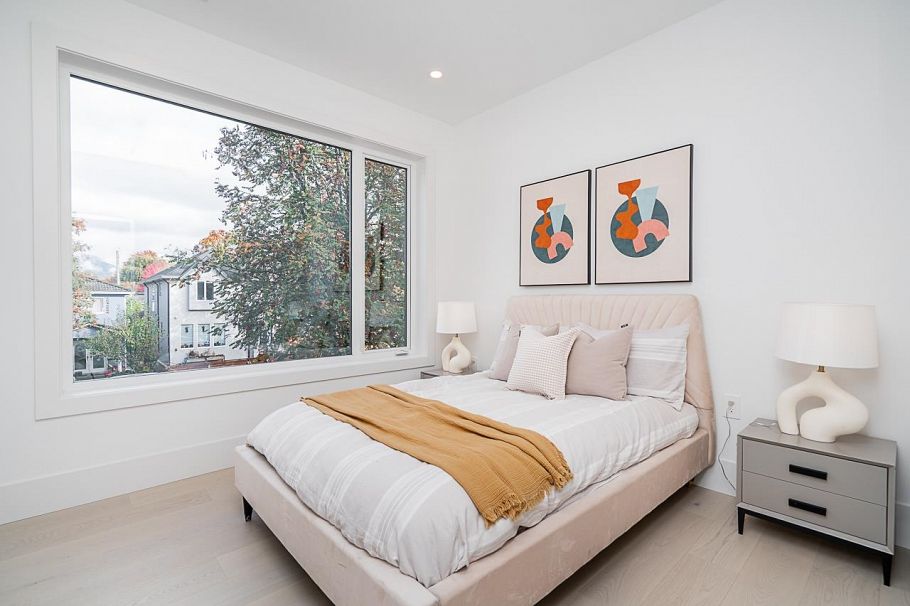 1 2460 Adanac Street Vancouver, BC - 17