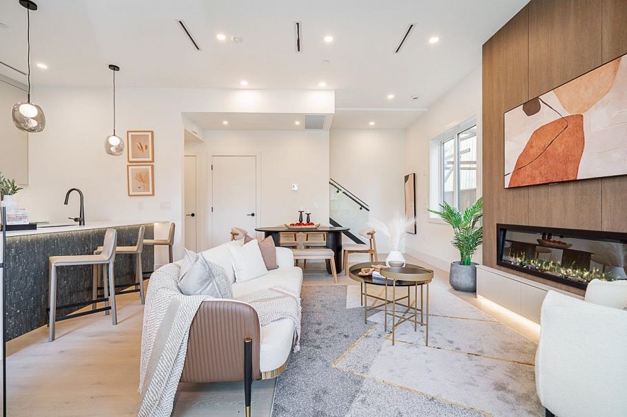 1 2460 Adanac Street Vancouver, BC - 5