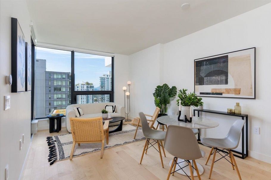 1004 135 E 13th Street North Vancouver, BC - 9