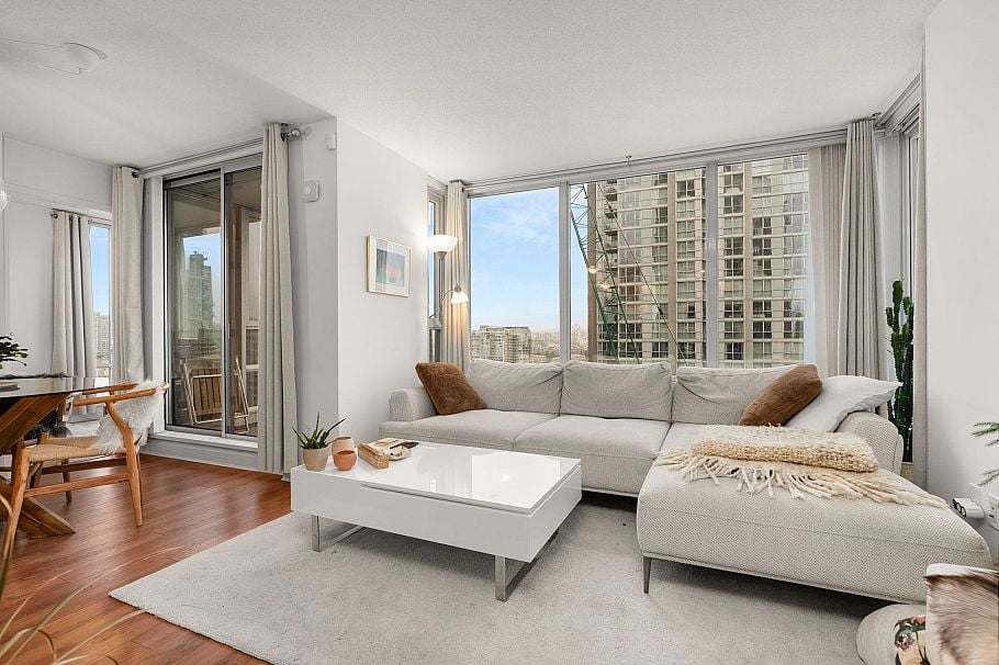 2108 1438 Richards Street Vancouver, BC - 4