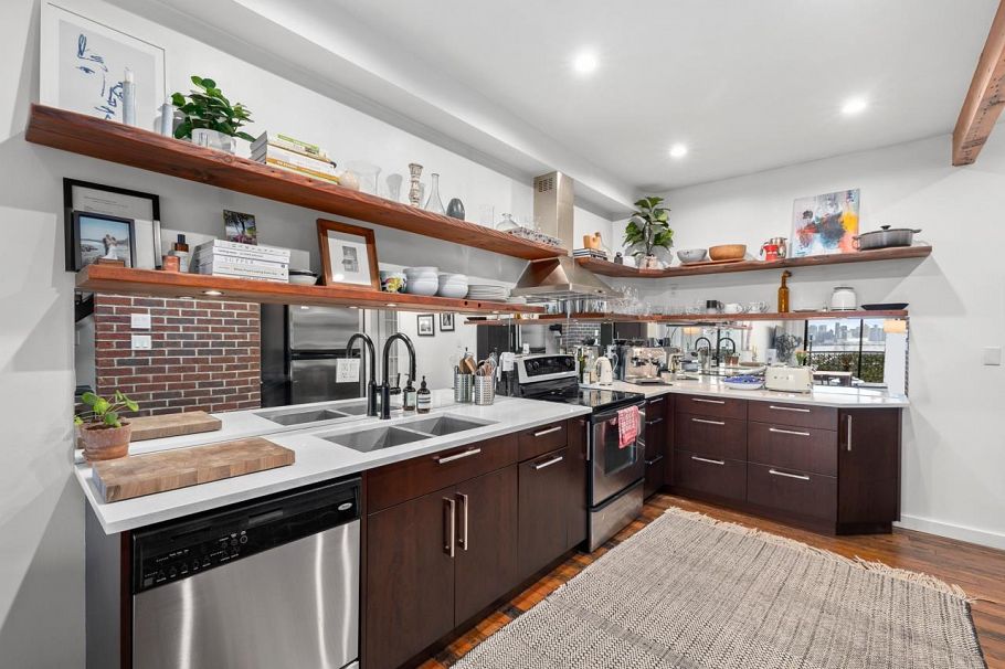 311 251 W 4th Street North Vancouver, BC - 7