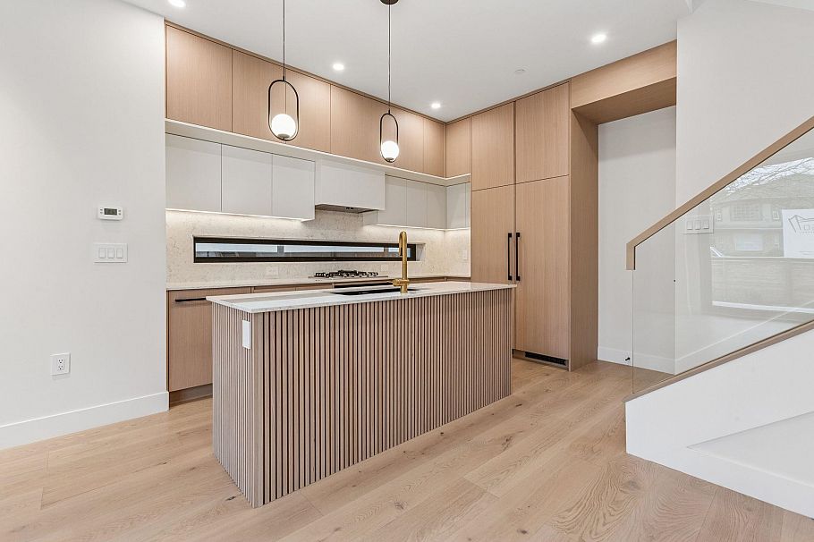 1 448 W 20th Avenue Vancouver, BC - 13