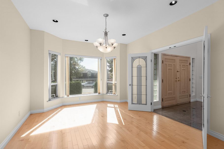 2249 Fraserview Drive Vancouver, BC - 7