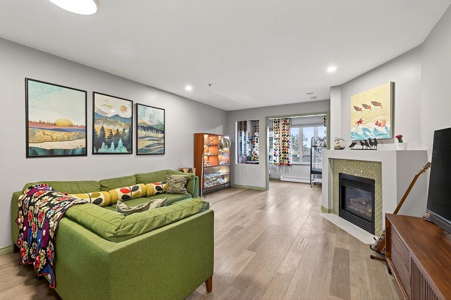 308 1688 E 4th Avenue Vancouver, BC - 2