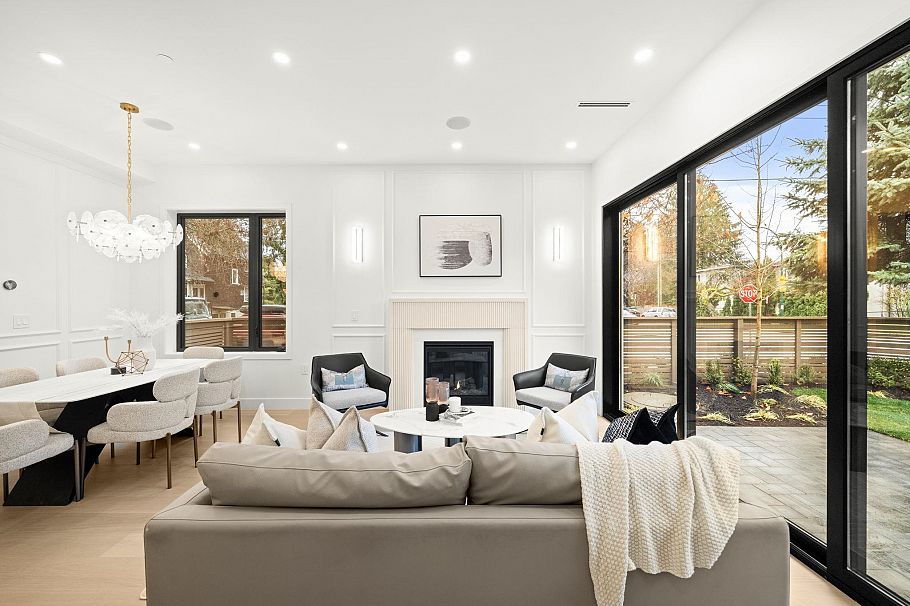 1095 E 14th Avenue Vancouver, BC - 13