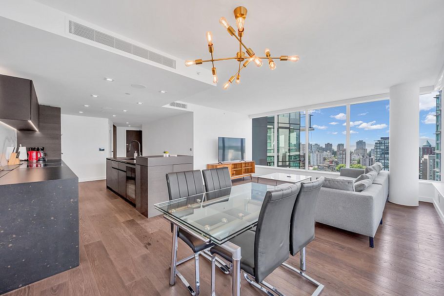 2001 620 Cardero Street Vancouver, BC - 9