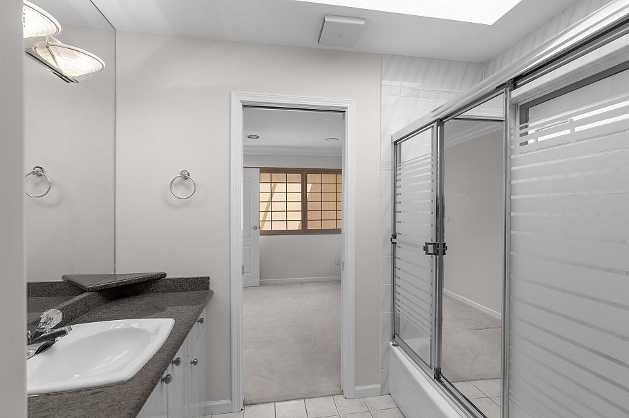 2249 Fraserview Drive Vancouver, BC - 20