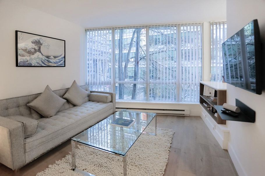 608 1166 Melville Street Vancouver, BC - 2