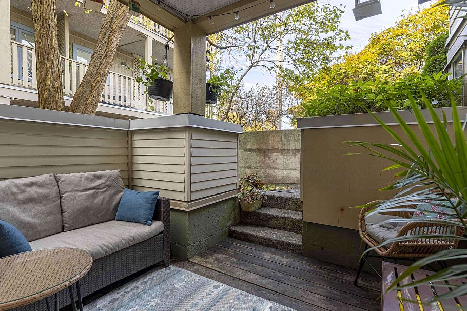 116 1890 W 6th Avenue Vancouver, BC - 6