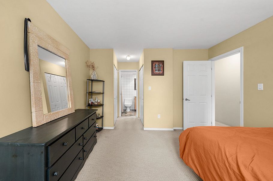 6 230 W 15th Street North Vancouver, BC - 25