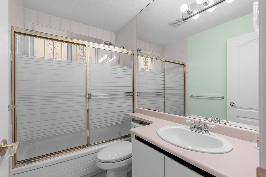 2249 Fraserview Drive Vancouver, BC - 26