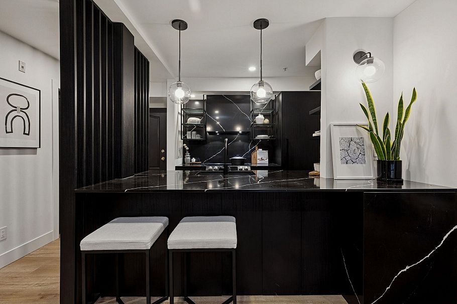 104 2119 Yew Street Vancouver, BC - 12