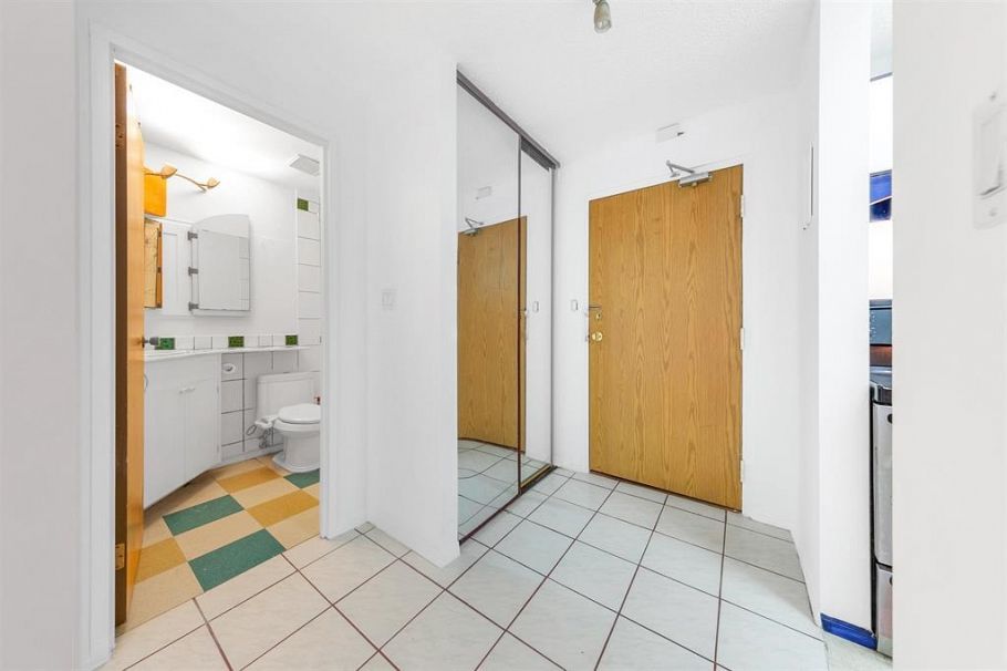 312 1040 Pacific Street Vancouver, BC - 6