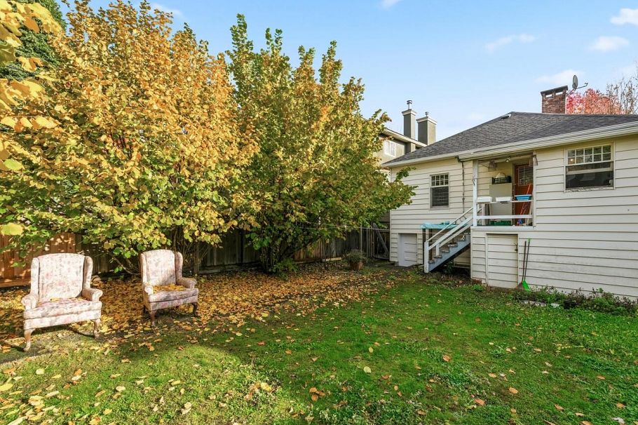 7963 Montcalm Street Vancouver, BC - 11